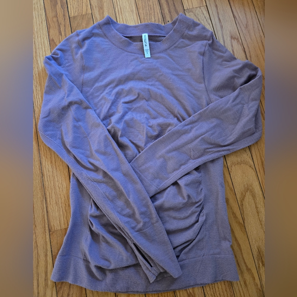 Athleta top